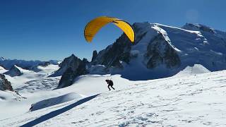 Paragliding over the Mer de Glace pl