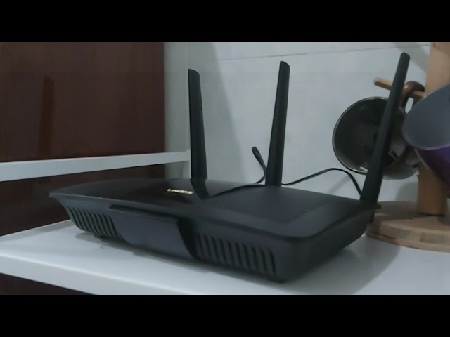 Improve your WiFi with Used Linksys EA7500 V2 - good bargain