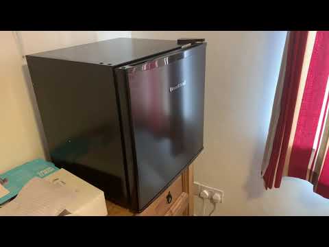 Russell Hobbs RHTTLF1B fridge - a review & overview