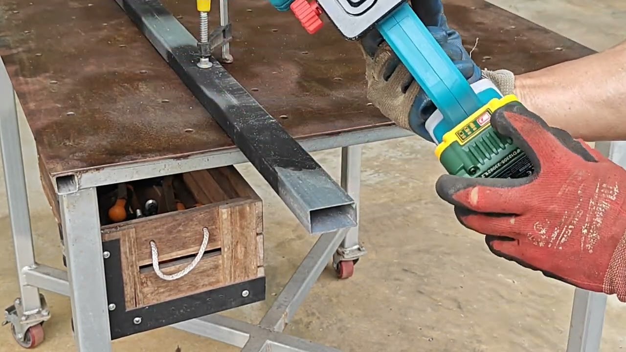 Total tsli1402 circular saw 5 inch BL motor