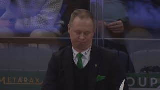 Latvala piikittää Keskistä kulkusista | Tuloksena ulosajo ja HÖLÖLLE HYVÄ MIELI!