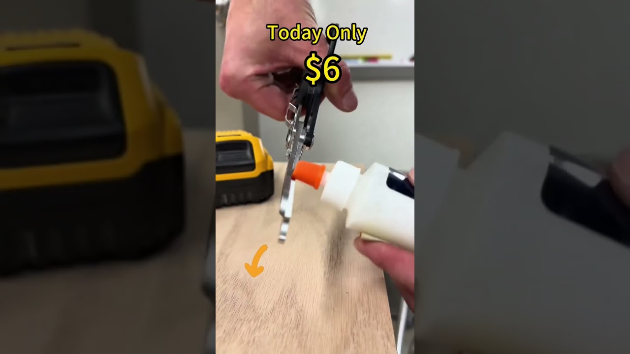 Essential Multifunctional Scissors