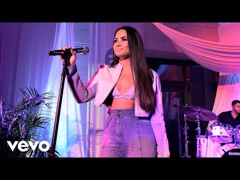 Demi Lovato - Tell Me You Love Me (Live)