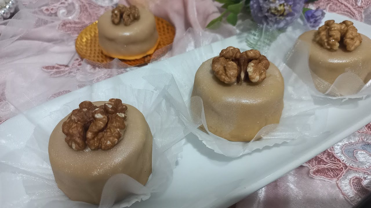 مقادير المضبوطة ل 15  حبة مخبز لوز و جوز مع كامل الاسرار باش يجي معسل