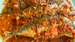 ฉู่ฉี่ปลาทูทอด พริกแกงหอมเข้มข้น ทำง่ายๆ Mackerel in Thai red curry recipe