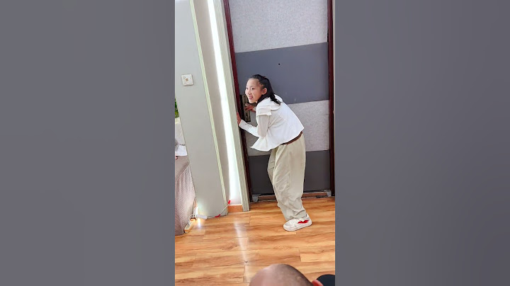 嘟嘟想跟姊姊出去玩，沒想到姊姊一招金蟬脫殼自己跑了，嘟嘟哭的可傷心了！#嘟嘟小可耐#萌娃日常#二胎生活#嘟嘟的卑微生活 #萌娃搞笑視頻 #二胎 #爸爸帶娃#shorts