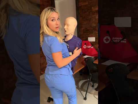 Let’s go to the floor 🤭#skits #comedy #viral #nurse #nursegirl #shorts