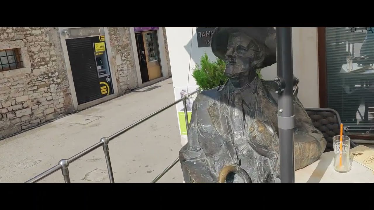 Walking Tour Around James Joyce Café, Pula, Istria, Croatia | Shot on Xiaomi 11 Ultra 8K 24p