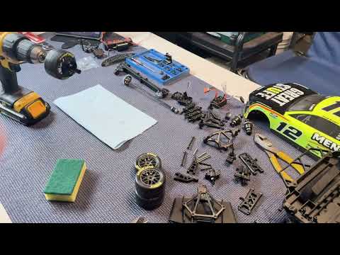 1/12 Losi Nascar From the Box to the Track part 2