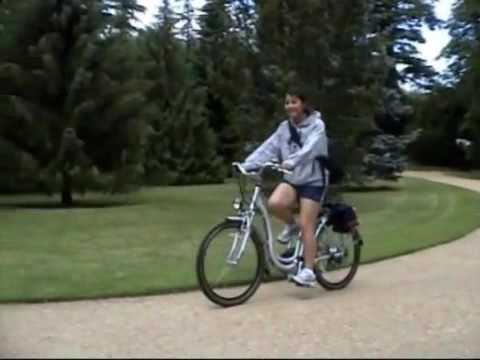 Electric Bicycle Python Metro High Wycombe - YouTube