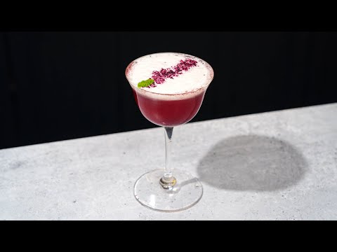 Video: Ar tropiniai kokteiliai pakeitė jų meniu?