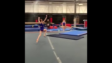 Front Double Twisting Layout of Floor