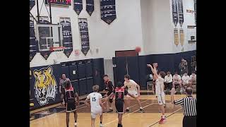 Ryan Tyska #23 / foul shot /NHS 2025-2026 season