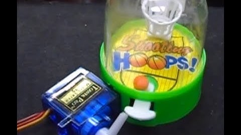 (Lite Version) DIY Arduino UNO Basketball-Shooting Robot for Mini Basketball Game (自製簡易版自動投籃遊戲機)