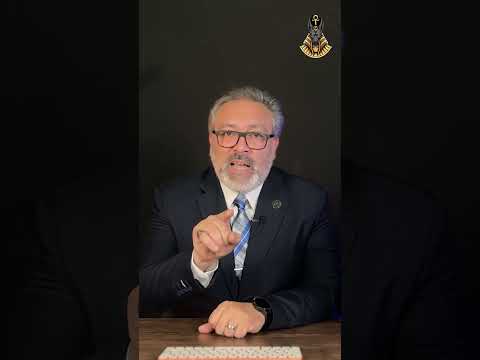 خليك صاحي لأن اللي بيحصل حوالينا بيمس لقمة عيشك ومستقبل بلدك