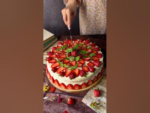 მარწყვის ტორტი/strawberry cake🍰 #cakerecipe #strawberry #strawberrycake #მარწყვი #food #foodvideos