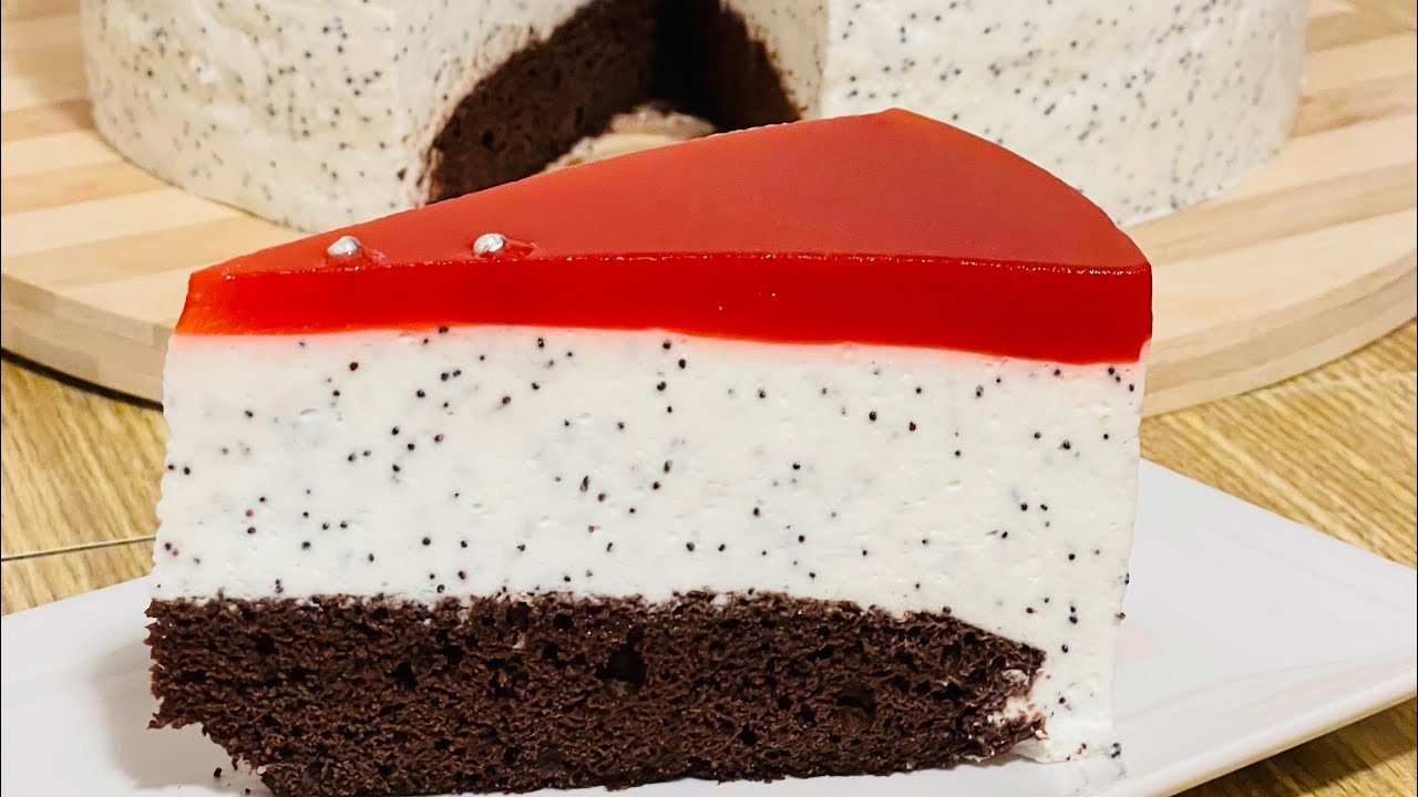 Tort cu cremă de mac și jeleu de căpșuni/ Torta con semi di papavero e fragole