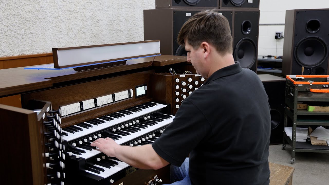 Allen Organ Legacy - Quality - YouTube