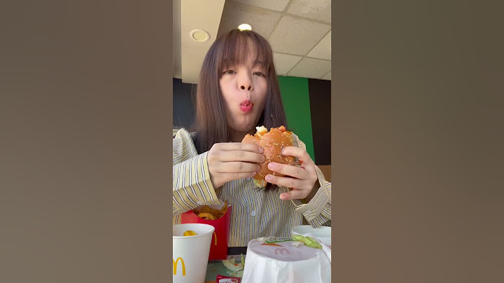 trying mcdonalds in korea 😳 #shorts