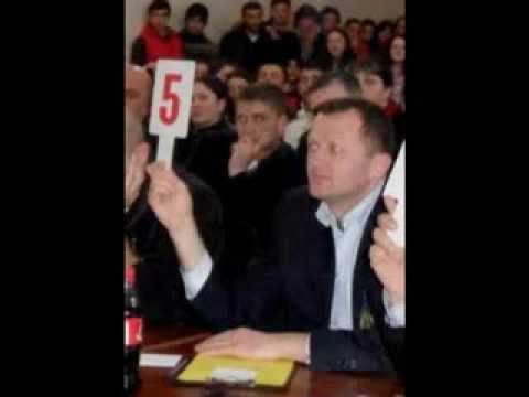 ეძღვნება ქ.ფოთის მერს დავით \"სასტიკას\" (დღედაღამ სულ ვფიქრობ ნეტა ვინა ვარ?)
