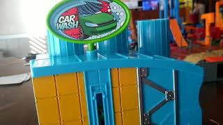 micromachines car wash play set and hauler and the race car pack screenshot 3