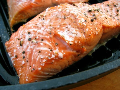 Salmon 101 (And How-To Broil Salmon Recipe)