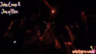 John Evans & Jar of Flies “Sunshine” Layne Staley Tribute The Crocodile🐊 - 8/24/19
PLEASE LIKE AND SUBSCRIBE TO OUR YOUTUBE CHANNEL - Thanks🎸😎🎶⭐️!
Seattle singer/musician John Evans of “TwasmonauT” performs ”Sunshine” from Alice in Chains’ freshman album”Facelift”.
Couldn’t tell you all how amazing the tribute was for Layne this year! BLOWN F*CKIN’ AWAY! Look for our annual tribute article very soon at nehistripes.com
JAR OF FLIES::
JT Phillips - LEAD GUITAR & Backing Vocals
Kyyle Cort - Rhythm Guitar & Backing Vocals (CO-vocals on several songs)
Daryl Williams - DRUMS & Backing Vocals
Lee Bruno - Bass & Backing Vocals John Evans & Jar of Flies “Sunshine” Layne Staley Tribute The Crocodile🐊 - 8/24/19
