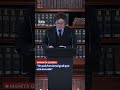 Otra frase para la historia: "Un país funciona como una escuela"