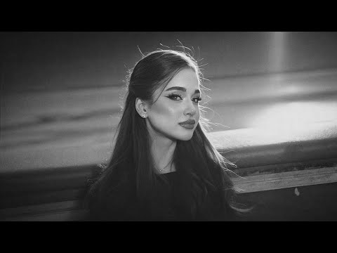 Lavin Muzik - Sarılsak Geçerdi