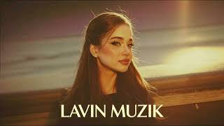 Lavin Muzik - Sarılsak Geçerdi