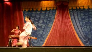Swimming Dragon Close Hand and Guzheng Swimming Dragon Close Hand and Guzheng