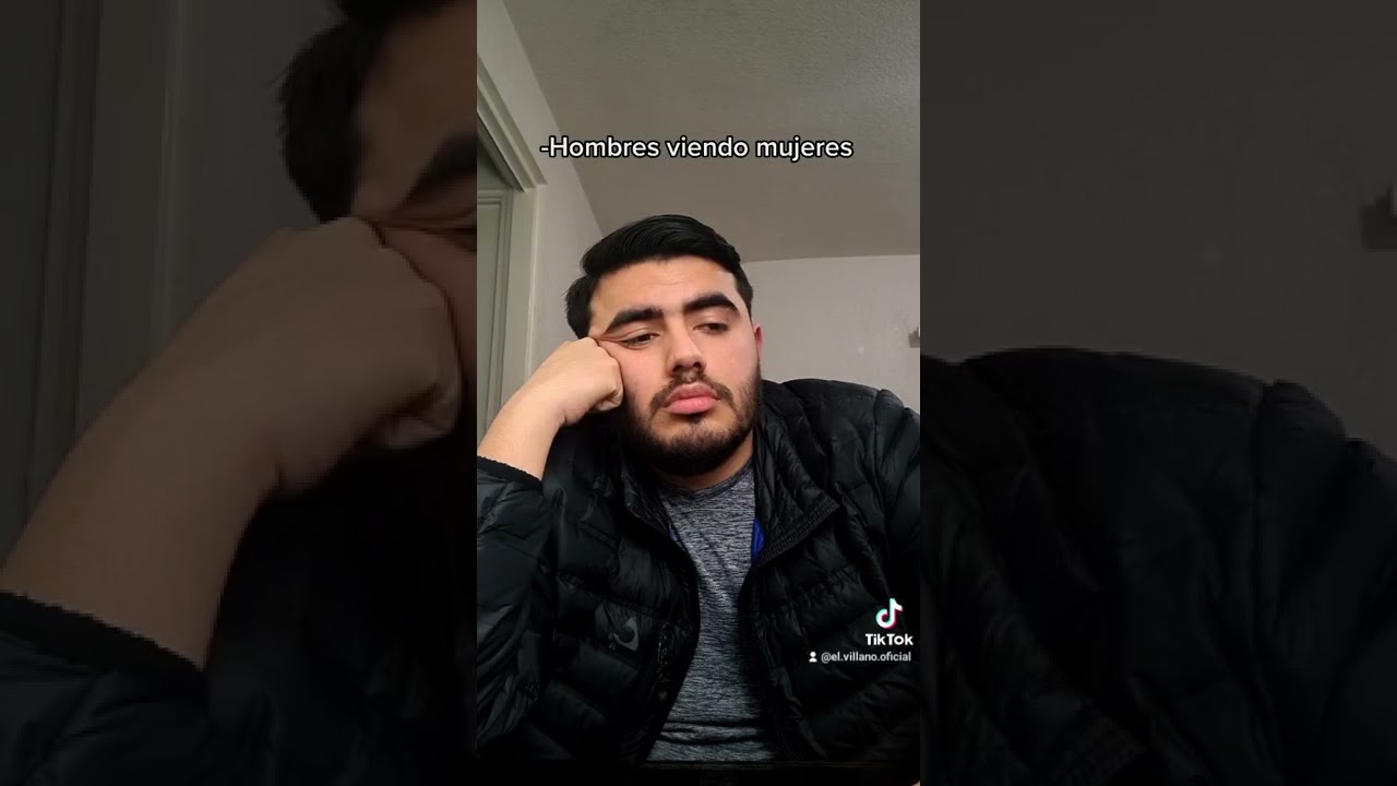 Hombres viendo NFTs ... 