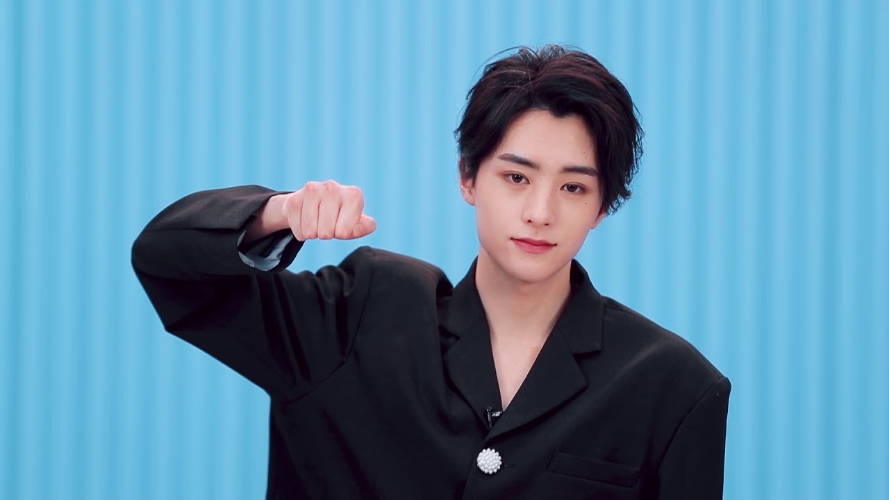 青春有你3》自我介绍——邓孝慈Youth With You Self-Intro——Jerome. D