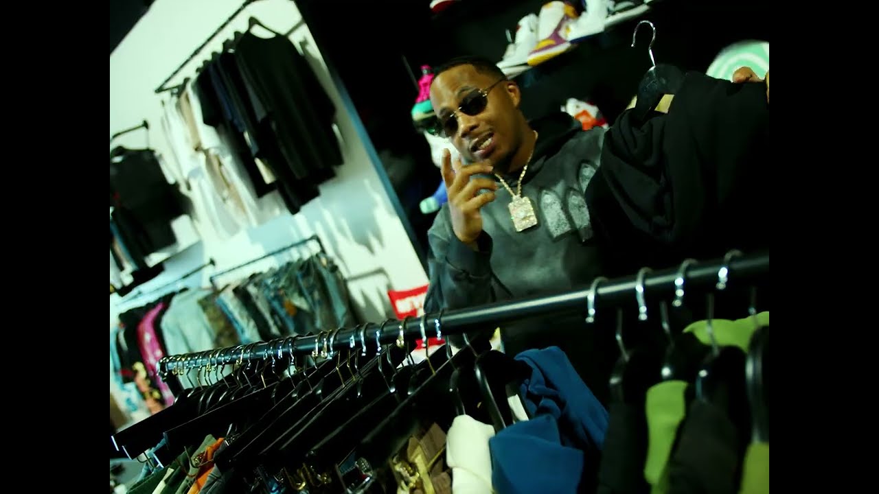 Watch R2x - window shopper (Official Music Video) shot by @antmvla on YouTube Watch R2x - window shopper (Official Music Video) shot by @antmvla on YouTube