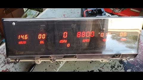 Intellitronix 6 Gauge LED Cluster in Cutlass G Body