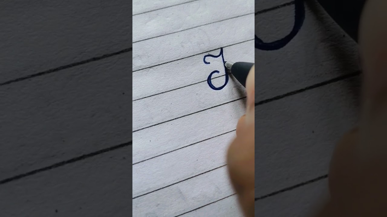capital cursive writing F ✍️
