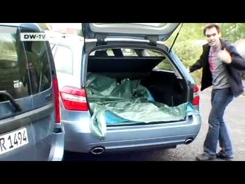 im vergleich: Mercedes E-Klasse T-Modell - Dacia Logan MCV | Motor Mobil