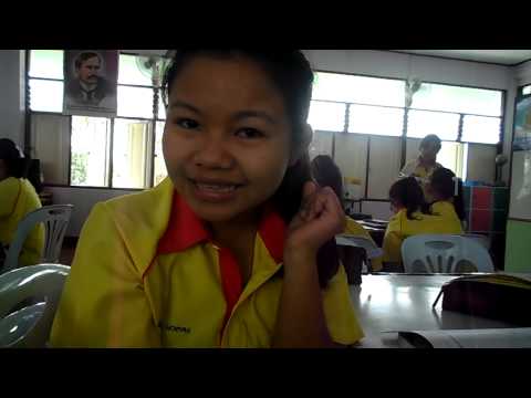 Sarocha บางระจันวิทยา (บ้าบอ)