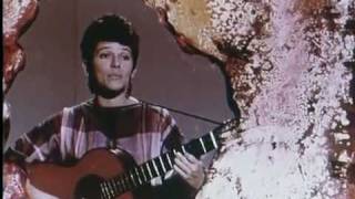 Vignette de la vidéo "Nehama Hendel נחמה הנדל - Yesh li gan (1965)"