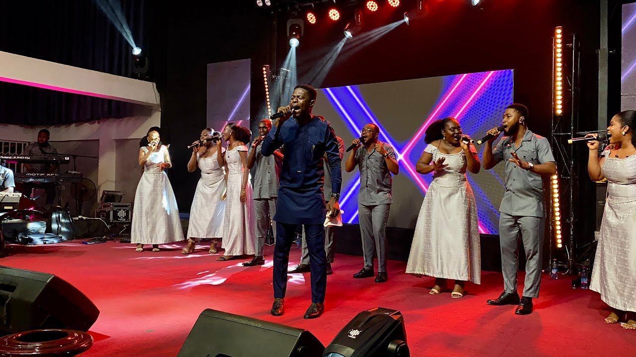 Kwaku Teye Stoking The Pentecostal Fire 🔥 with a Powerful Worship || Atmosphere Of Worship 2023