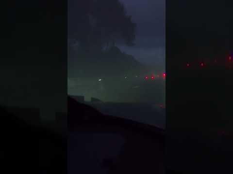 👀 Quand tu conduis en pleine nuit sous la pluie au Mans #shorts #shortsvideo #driving