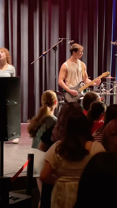 This one live👌 #shorts #liveband  #teenagedirtbag