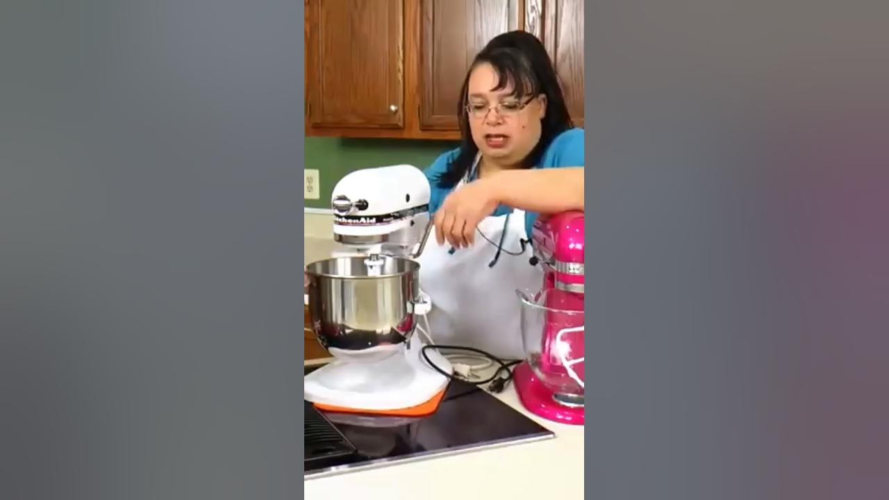 KitchenAid Stand Mixer TiltHead vs Bowl Lift AmyLearnsToCook YouTube