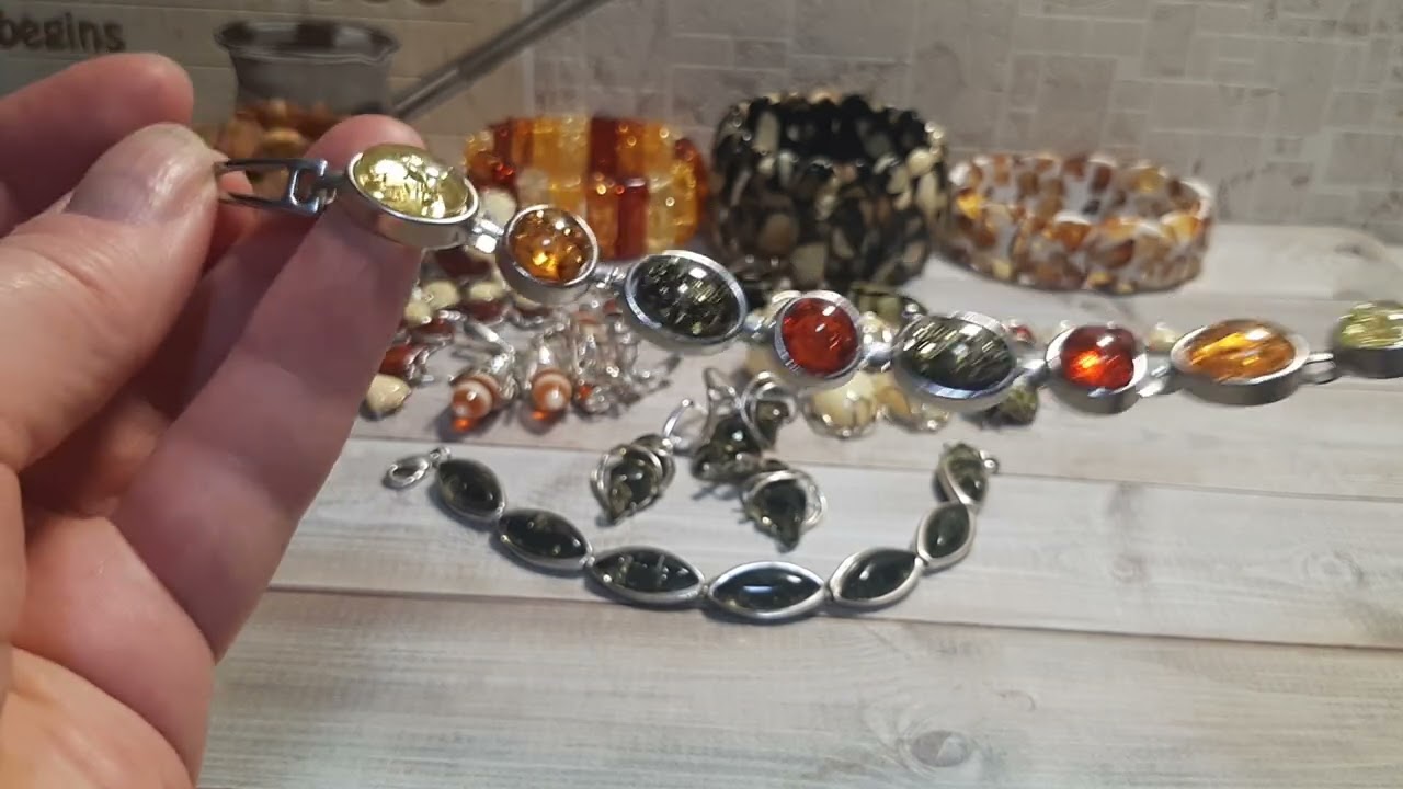 Моя обновлённая я нтарная коллекция бижутерии