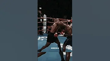 Evander Holyfield STUNS Mike Tyson! 😱