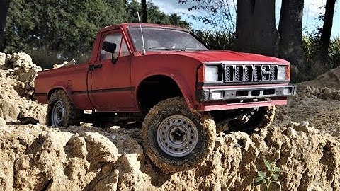 RC MST-CFX Toyota Hilux 4x4