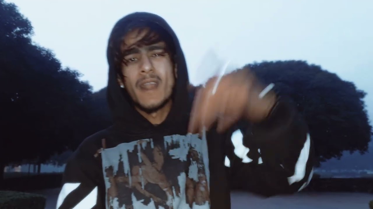 FREE VERSE BY•MC RIY∆∆N / MUSIC 