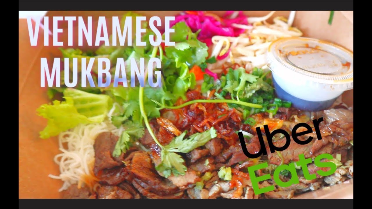 :: Vietnamese Mukbang :: Uber Eats :: Montreal Airbnb Unit ::