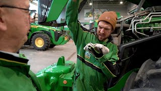 Ką žmonės dirba visą dieną? Modernų traktorių išbandęs Stonkus aiškinosi, kas yra „maklaudas“