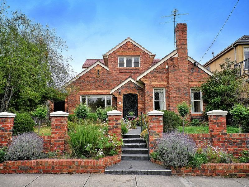 For Rent 3 Carnarvon Road Essendon Vic 3040 Italian YouTube